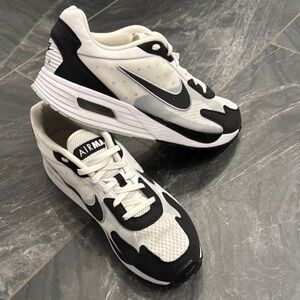 Nike Air Max Solo Size 15